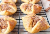 Golden Pumpkin Pockets