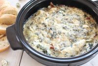 Tangy Blue Cheese Spinach Dip
