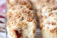 Maple Bacon Muffins with Brown Sugar Streusel