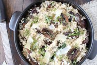 Savory Spinach Artichoke Mushroom Risotto