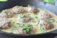 Emerald Green Curry Lamb Meatballs