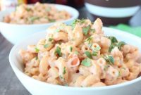 Zesty Slow Cooker Buffalo Mac & Cheese