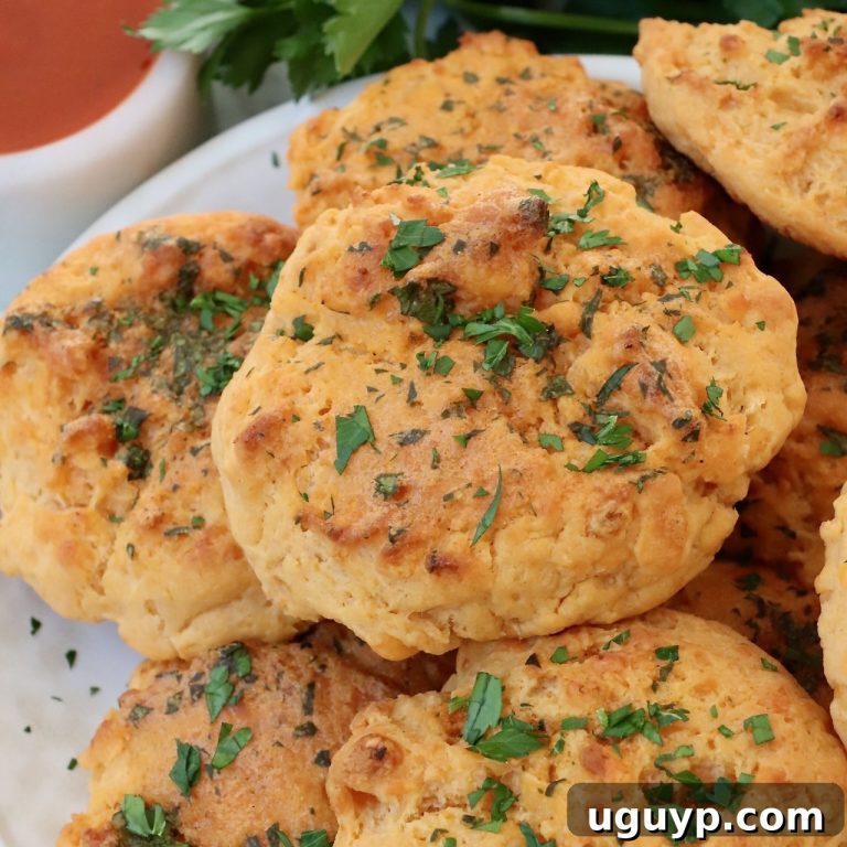 Kickin' Buffalo Cheddar Biscuits 30 featured 19815