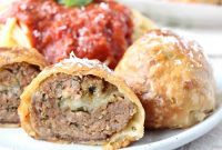 Cheesy Heart Wellington Meatballs