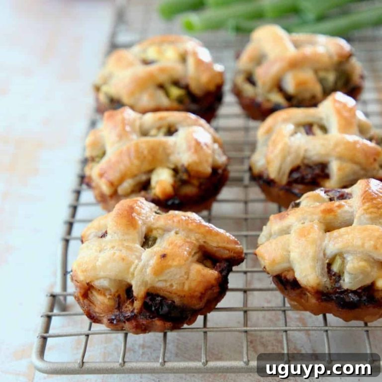 Flaky Spinach Feta Delights 1 featured 28350