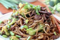 Easy Slow Cooker Black Pepper Beef and Broccoli
