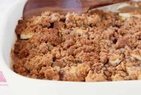 Golden Harvest Apple Spice Crumble