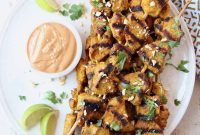 Flavorful Thai Chicken Satay Skewers with Rich Peanut Dipping Sauce