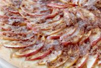 Spiced Apple Streusel Pizza