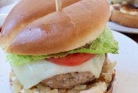 Classic Turkey Burger