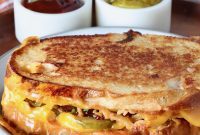 Homestyle Meatloaf Sandwich