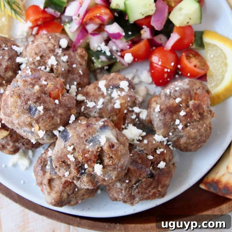 Juicy Greek Meatballs with Refreshing Tzatziki 5 featured 8547