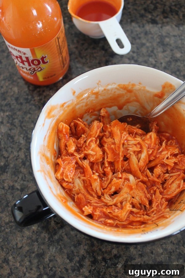 Buffalo Chicken Mini Calzones Recipe