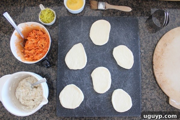 Buffalo Chicken Mini Calzones Recipe
