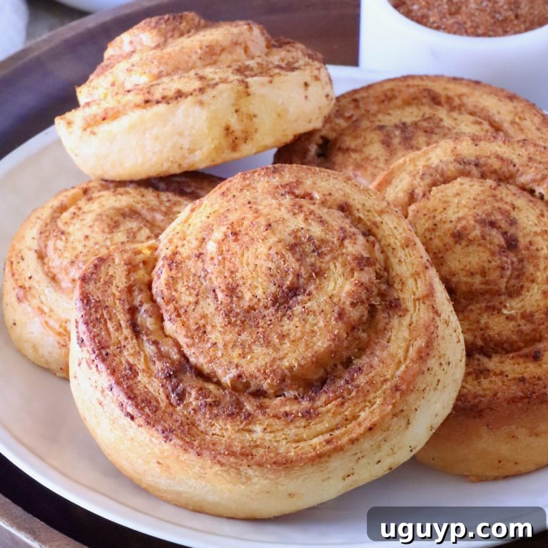 Homemade Cheesy Cornbread Rolls 28 featured 80696