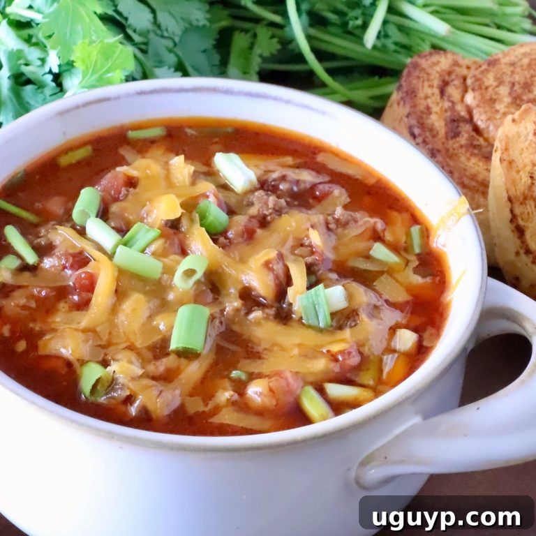 Hearty Instant Pot Chili with Beef and Beans 41 featured 80727